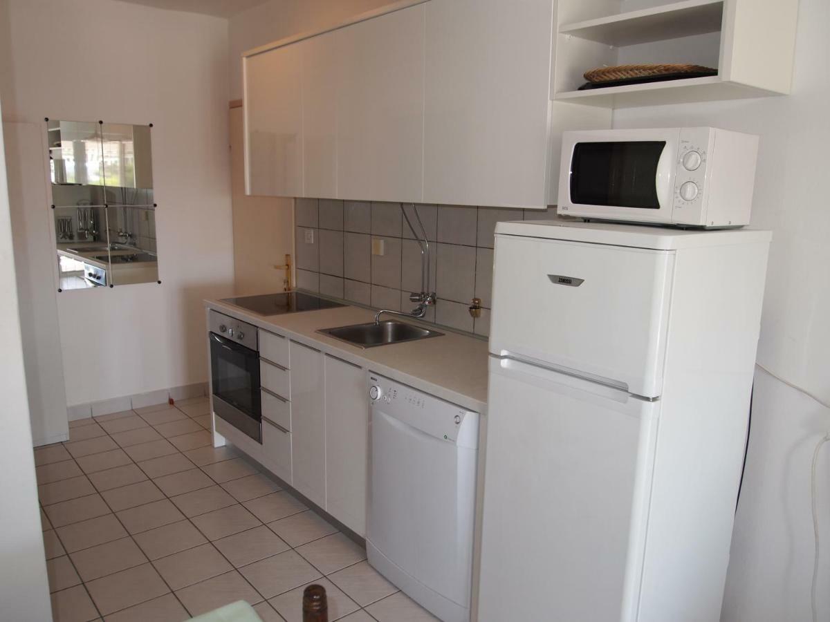 Apartments Dora Banjol Bagian luar foto